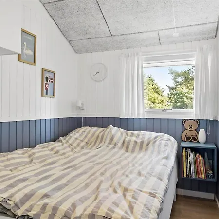 Holiday home Bl1346-blokhus-septimusvej-19 *
